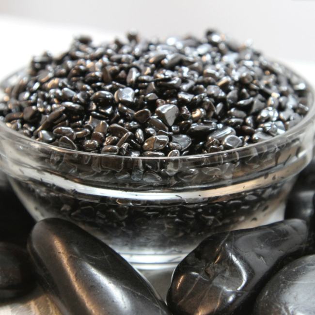 Hematite Natural Gemstone Chips – Raw Brazilian Crystals