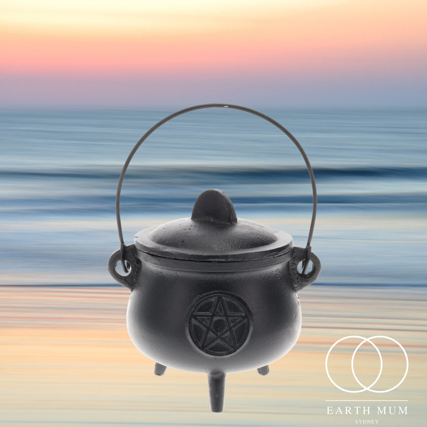 Cauldron, Pentacle, Cast Iron Black, Size 12cm x 15cm